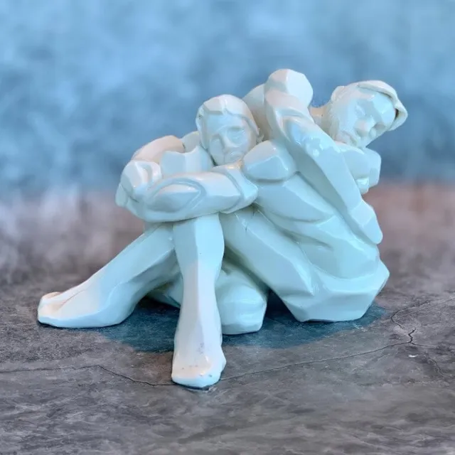 holding porcelain hug men 01 copy-min.jpg